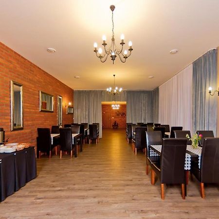 Stary Mlyn Hotel Swidnica  Exterior photo