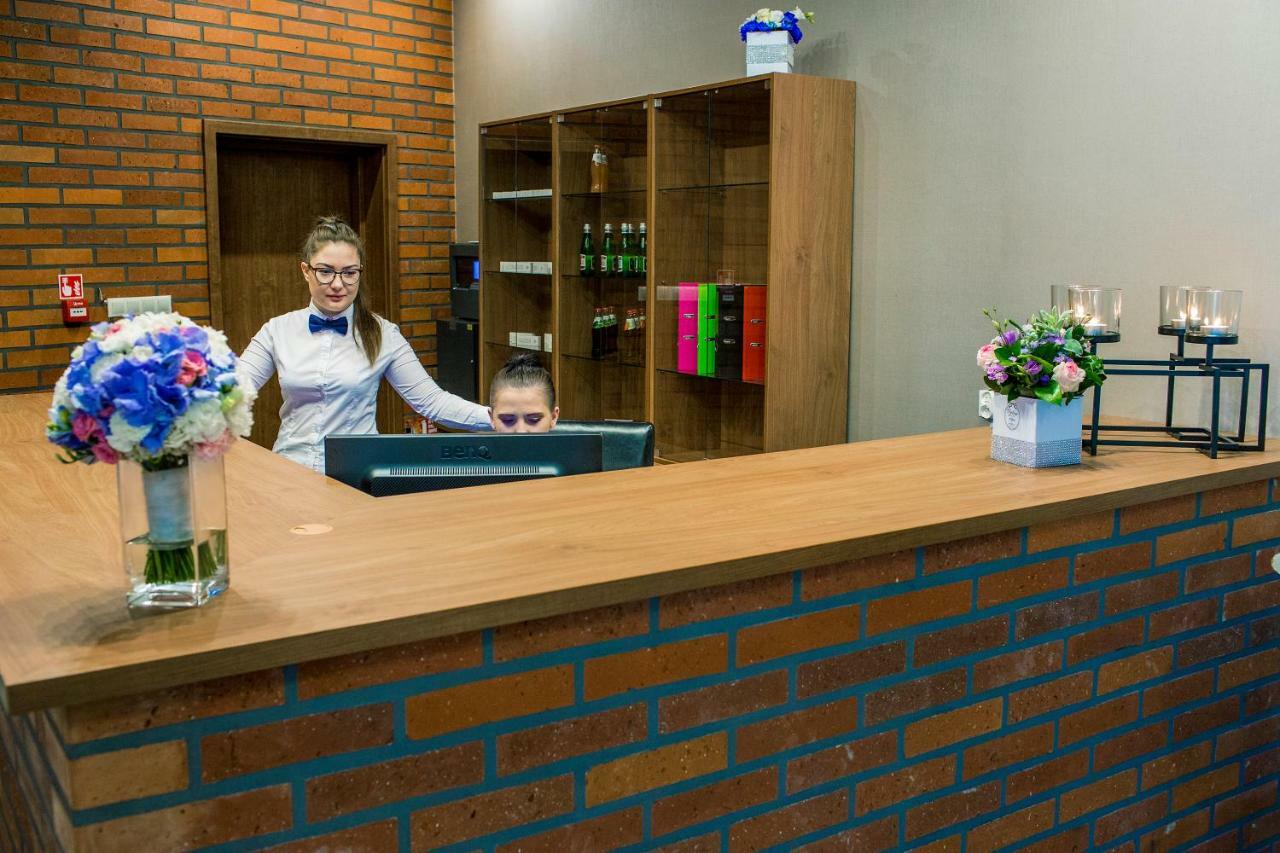 Stary Mlyn Hotel Swidnica  Exterior photo